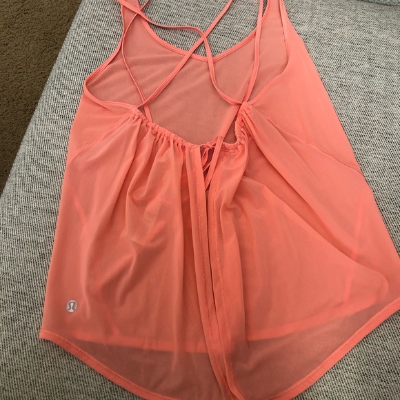 Lululemon tank - Picture 2 of 3